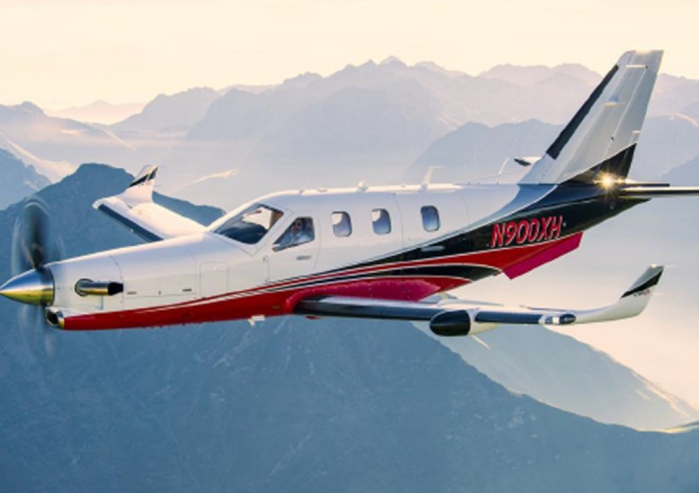 tbm 900